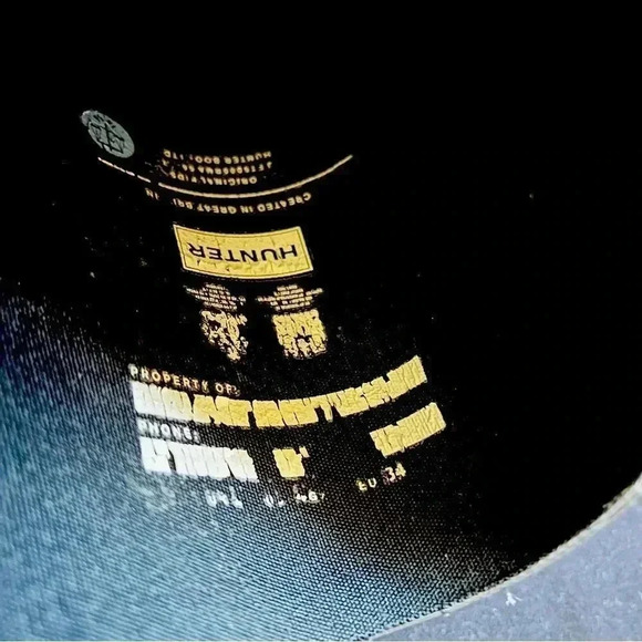 Unisex Hunter Kids' Original Matte Waterproof Buckle Strap Rain Boots (Youth) - Picture 7 of 7